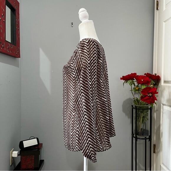 NEW Charming Charlie Longline Flutter Chevron Stripe Two Tone Choker Blouse NWT - Picture 7 of 16